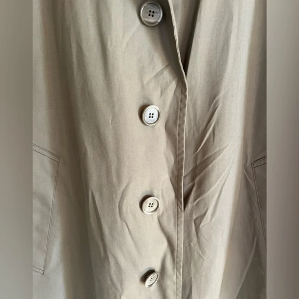 London Fog Men’s Vintage Lined Trench‎ Coat Size 42 Reg. Tan Button Down